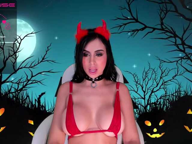 Фотографії LeahJones I can be the little red riding hood and the fierce wolf too ♥ lingerie off 666 ♥ Fuck pussy 555 tks ♥ Ride dildo at goal 1728